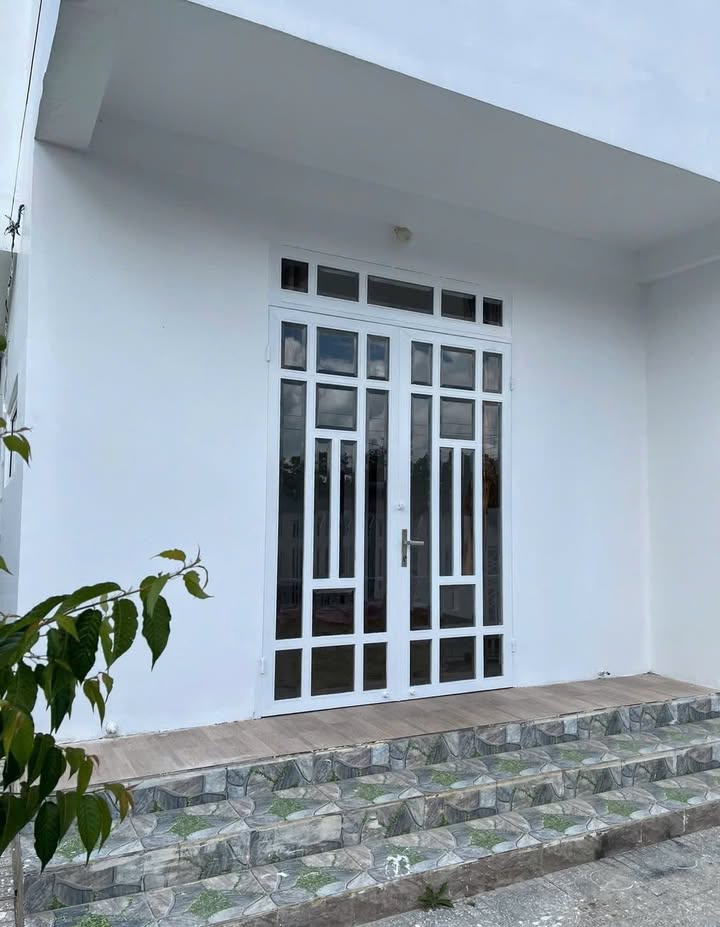 Căn hộ cho thuê Lý Nam Đế Đà Lạt 1PN giá 5.5 triệu - Nội thất đầy đủ, sân cổng riêng!