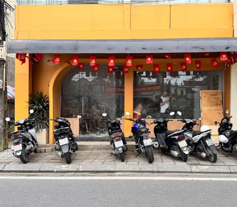 Cho thuê mặt bằng kinh doanh Phan Chu Trinh, An Cựu 45m² - Vị trí đắc địa, vào làm ngay!