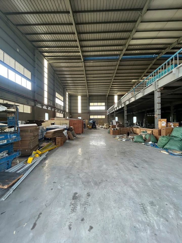 Kho xưởng cho thuê tại KCN Bình Chánh 1500m² - Giá tốt và tiện nghi đầy đủ!