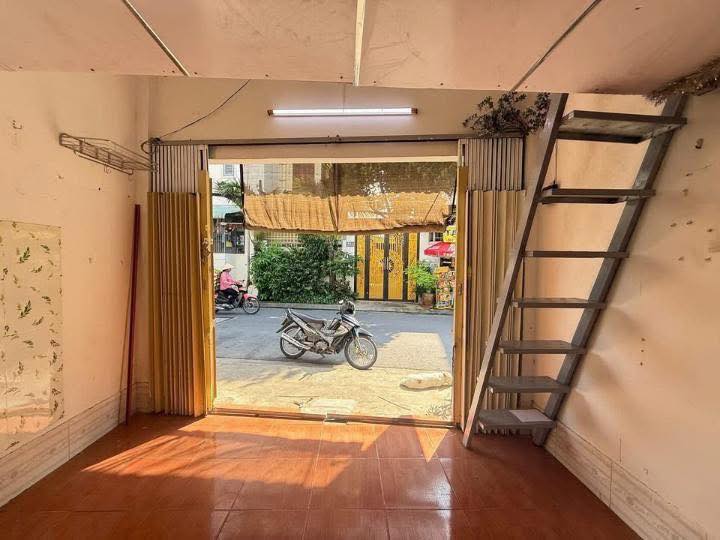 Kiot cho thuê Tô Ký, Phường Tân Chánh Hiệp, Quận 12 - Giá chỉ 3.2 triệu/tháng, nuôi pet thoải mái!