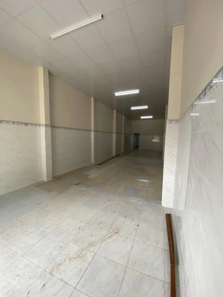 Nhà cho thuê hẻm Thoại Ngọc Hầu, Phú Thạnh, 88m² - Lý tưởng cho kinh doanh online!