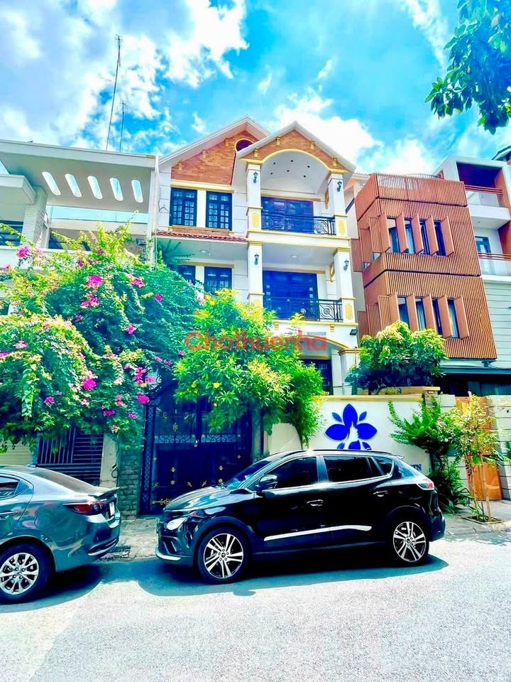 Biệt thự cho thuê Đường Hoa, Phú Nhuận 144m² - Phù hợp mở văn phòng, spa