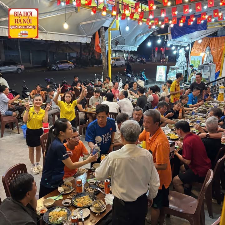 Cho thuê FrontHouse 450m² tại Cư Xá Ngân Hàng, Quận 7 - Ô tô đậu thoải mái, giá thương lượng!