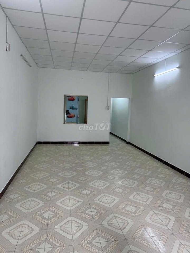 Nhà nguyên căn mặt tiền đường số, Quận 9 - 96m² giá 9 triệu - Phù hợp làm văn phòng, ở ngay!