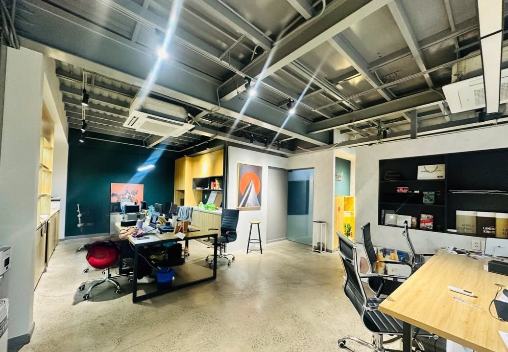 Văn phòng cho thuê tại Lumiere Riverside, Masteri An Phú 87m² - Nội thất cao cấp sẵn sàng vào làm việc!