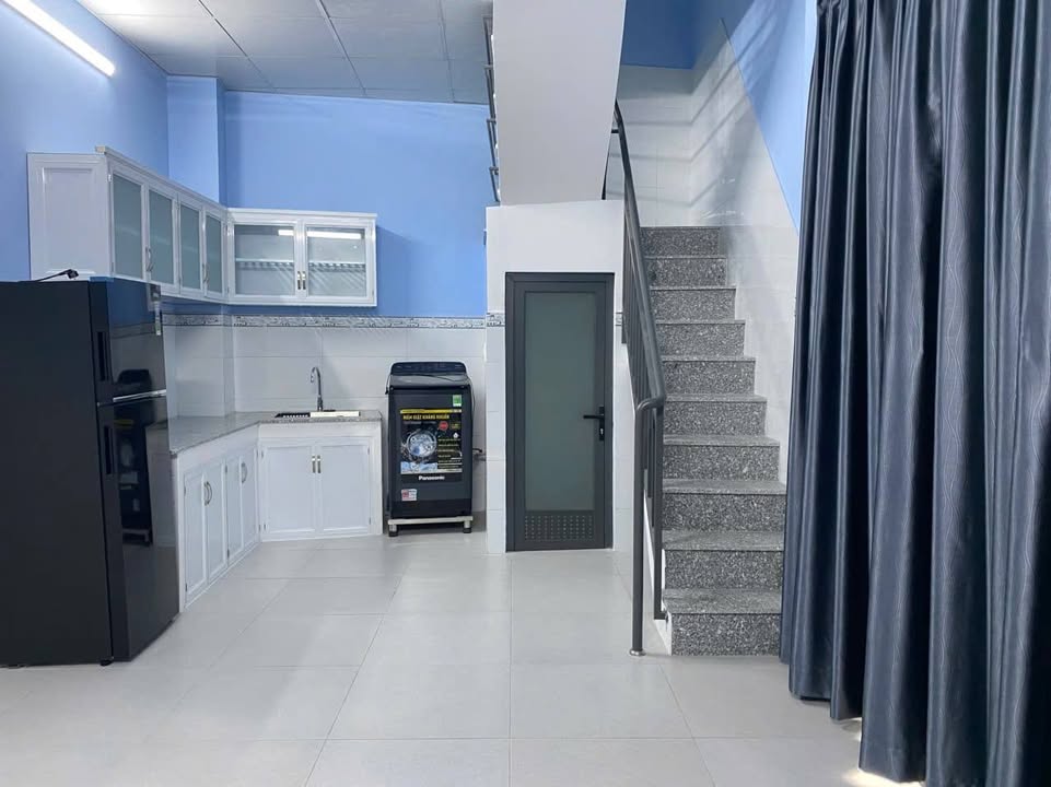Nhà thuê Quận 7 - Diện tích 32m² giá chỉ 9 triệu - Full nội thất, thích hợp kinh doanh!