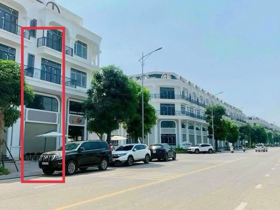 Nhà mặt phố Cổ Loa, Đông Anh 70m² - Kinh doanh đắc địa, sổ đỏ lâu dài!