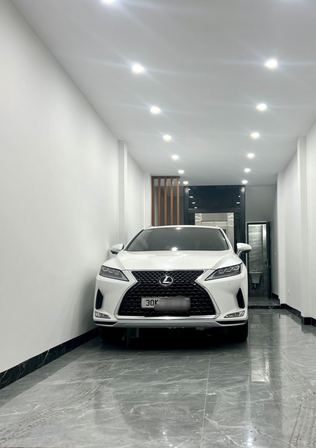 Nhà phố Đền Lừ 60m² giá 33.5 tỷ - Kinh doanh hiệu quả, thang máy nhập khẩu