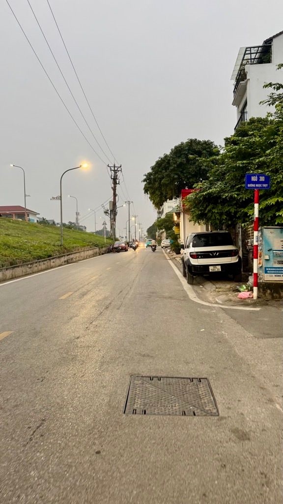 Nhà 5 tầng Ngọc Thụy 36m² giá 11.5 tỷ - Xây mới hiện đại, full nội thất!