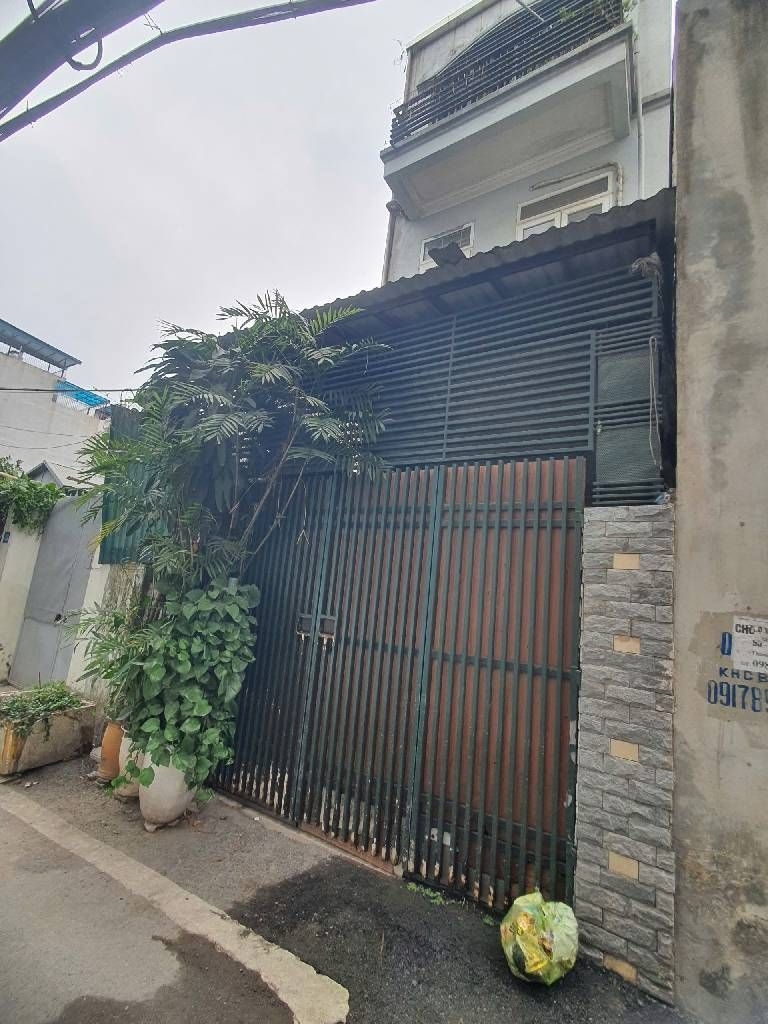 Bán nhà 3 tầng Đàm Quang Trung Long Biên 77m² giá 14,5 tỷ - Ô tô vào nhà!