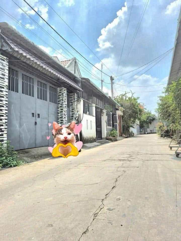 Nhà 1 trệt 1 lầu tại Tân Xuân, 65m² giá 990 triệu - Thoải mái sống cùng gia đình!