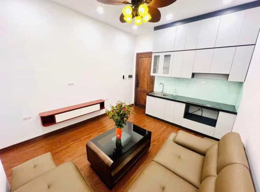 Căn hộ tập thể đường Nguyễn Trãi, Thanh Xuân 55m² giá 3.28 tỷ - Nhà đẹp, full nội thất, ô tô đỗ cầu thang!