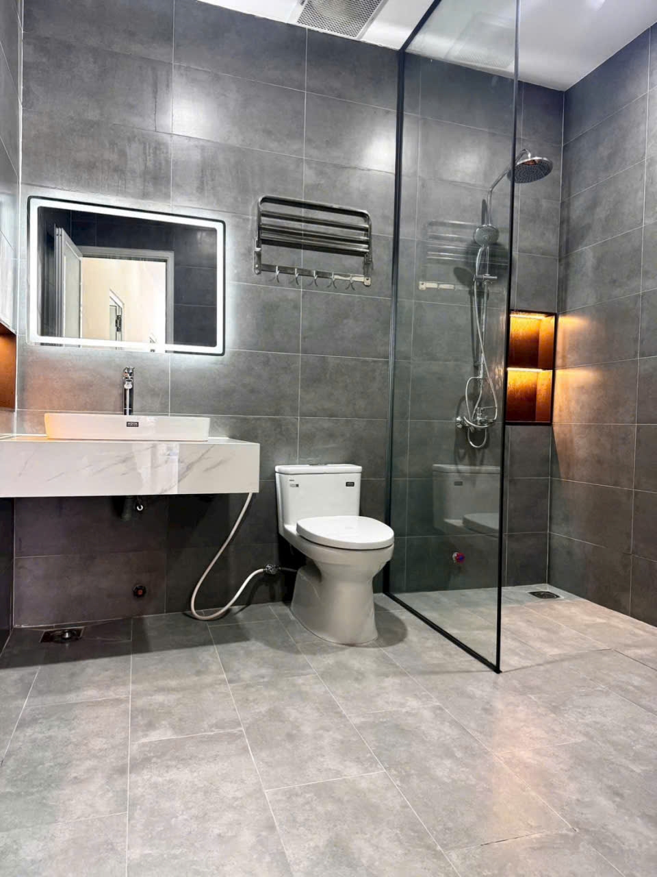 Villa căn góc 2 mặt tiền phường Tây Nha Trang 170m² giá 4.79 tỷ - Sẵn sàng vào ở ngay!