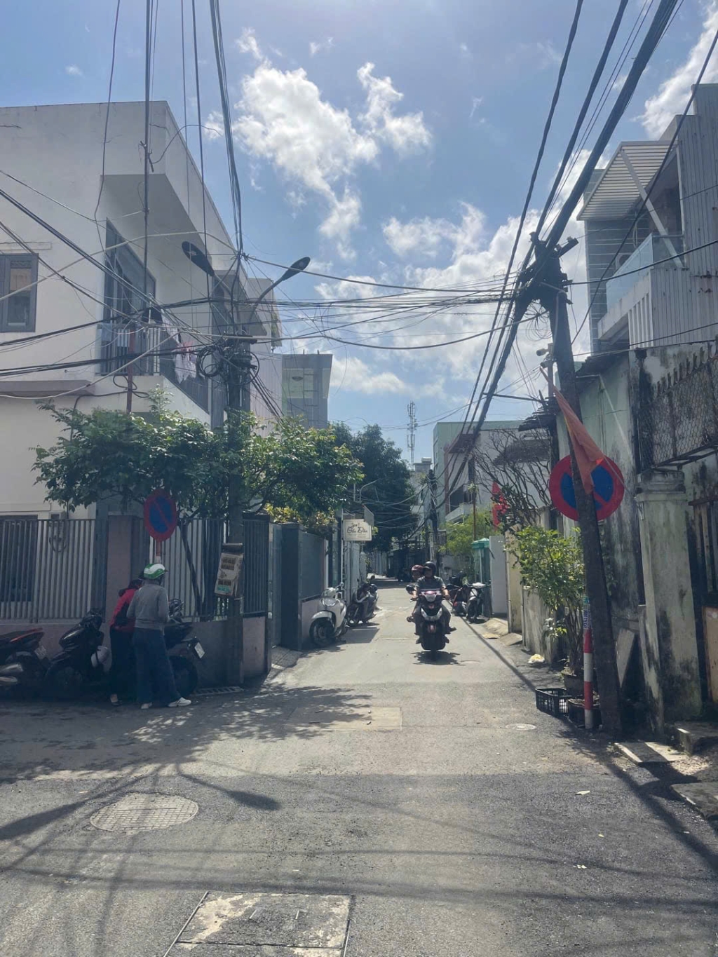 Nhà đẹp An Hải Đông Đà Nẵng 112m² giá 12.7 tỷ - Kiệt ô tô thông tứ hướng gần biển!