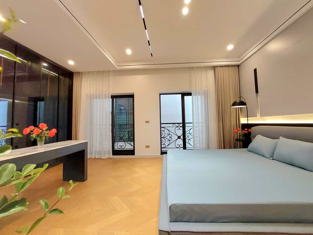 Nhà phố Bạch Mai 48m² x 6 tầng thang máy - Full nội thất, chính chủ, ở ngay!