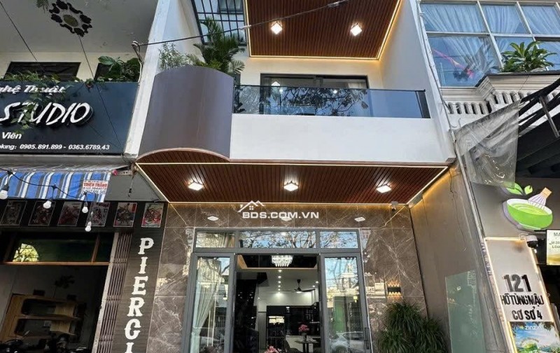 Nhà 3 tầng Hoà Minh, Đà Nẵng 83m² giá 12.9 tỷ - Full nội thất mới keng vào ở ngay!