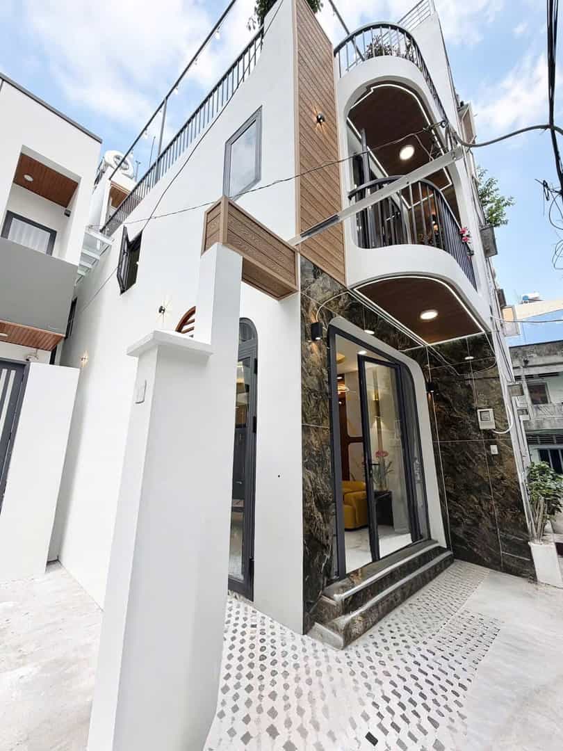 Nhà đẹp Nguyên Hồng, Bình Thạnh 56.4m² giá 3.89 tỷ - Sẵn sàng vào ở!