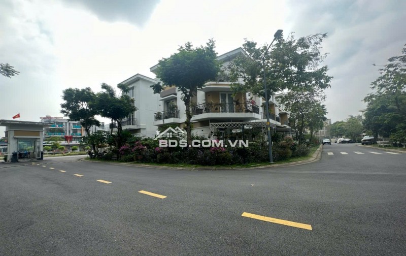 Biệt thự góc 2 mặt tiền Lovera Park 175m² giá 15,7 tỷ - View công viên hiếm có!