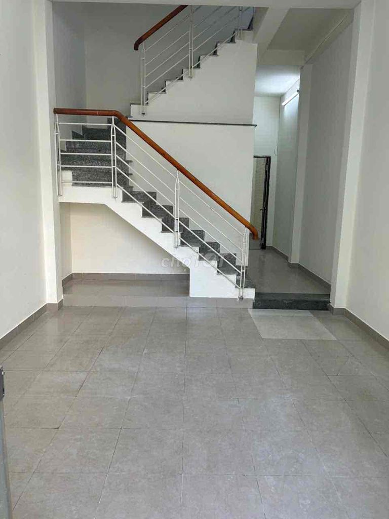 Nhà nguyên căn Trường Thọ Thủ Đức 52m² giá 9.5 triệu - Hẻm xe tải rộng rãi