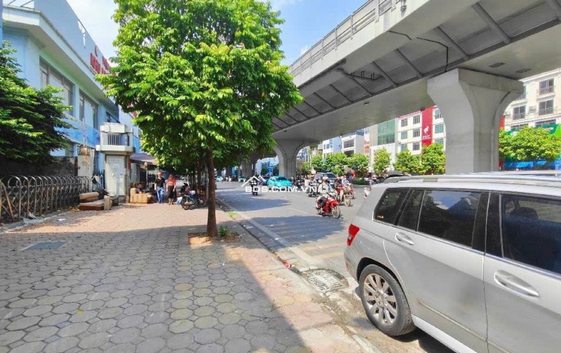 Nhà phố Trường Chinh, Đống Đa 188m² giá 51 tỷ - Lô góc 3 mặt thoáng, kinh doanh sầm uất!