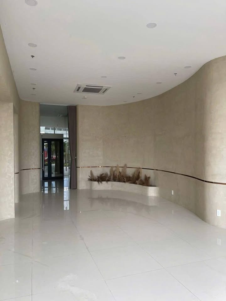 Cho thuê Shophouse 4 tầng Manor Crown Huế - Phù hợp làm văn phòng, kinh doanh