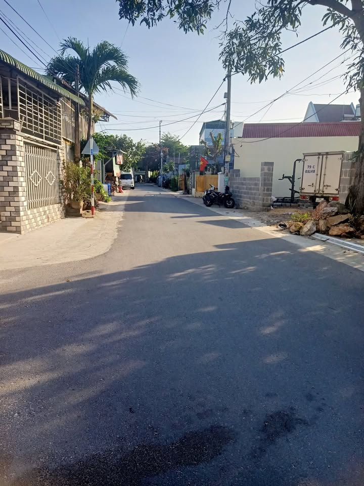 Đất thổ cư TDP Hòa Bình Cam Nghĩa 176m² giá 1.7 tỷ - Đường nhựa 2 mặt tiền thông thoáng!