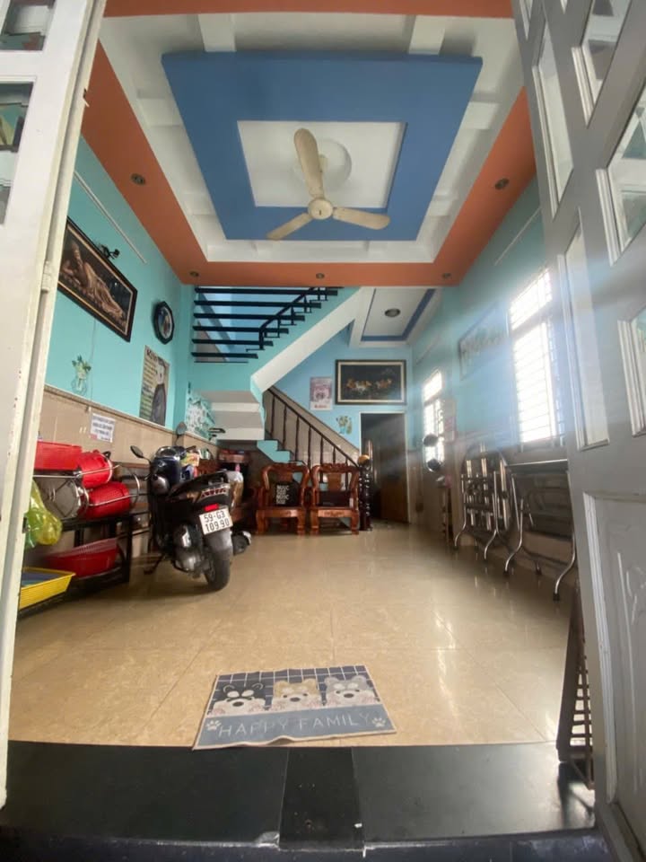 Bán mặt tiền kinh doanh Quận 12 68m² giá 6.5 tỷ - Vị trí đắc địa, sầm uất