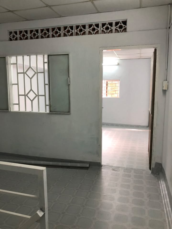 Nhà 2 tầng Phan Văn Trị 45m² giá 4.5 tỷ - Gần chợ Cây Thị, Đại học Văn Lang!