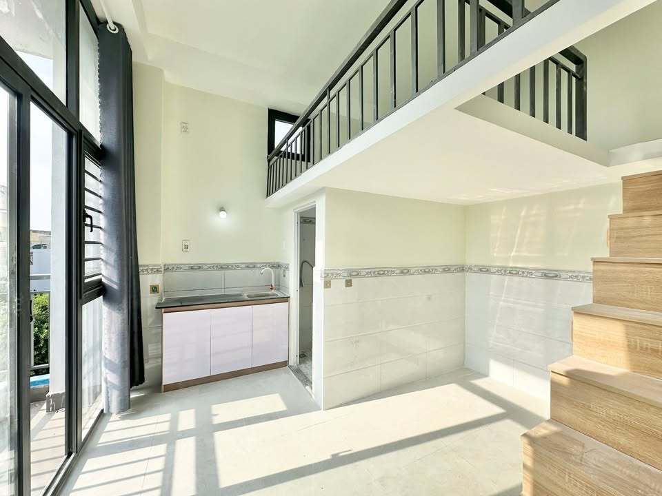 Phòng cho thuê tại Quận Tân Phú 30-40 triệu - Ban công riêng thoáng mát