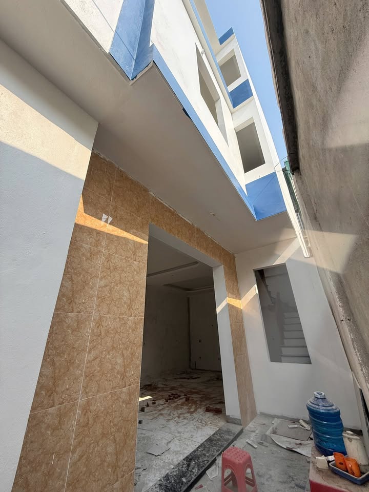 Nhà 3 tầng Phú Khánh, TP Thái Bình 40m² giá 1.7 tỷ - Chính chủ, sẵn sàng đón Tết!