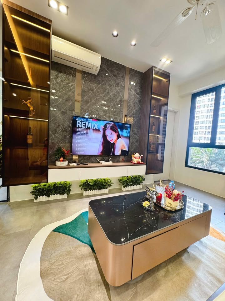 Căn hộ Park Hill Vĩnh Tuy 106m² giá hơn 13 tỷ - Hướng Nam thoáng mát!