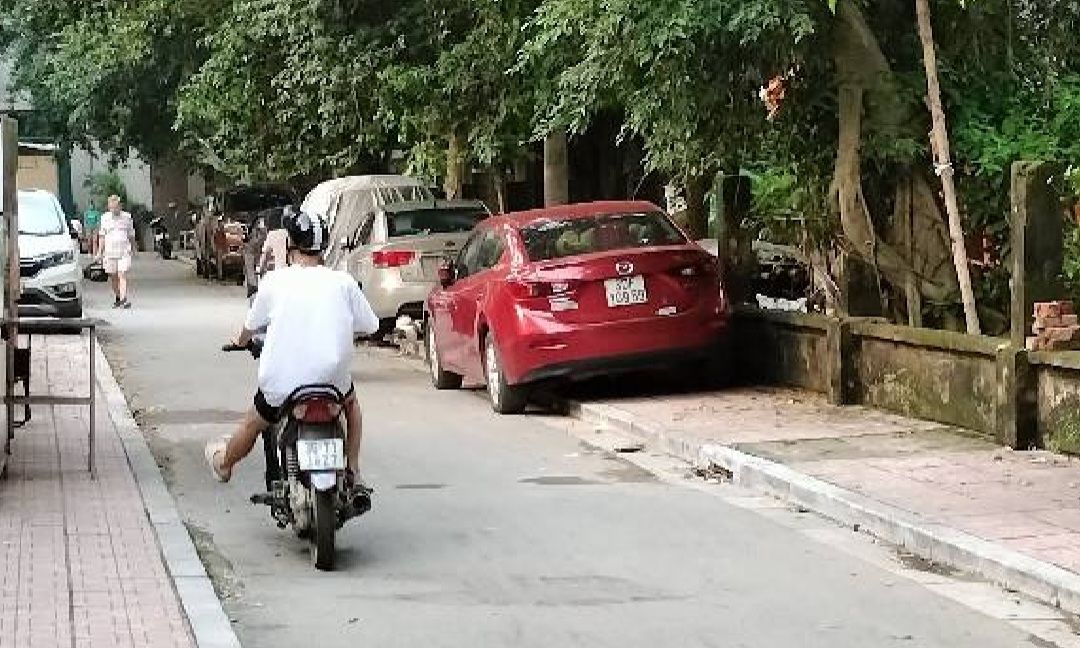 Đất Phố Lụa, Phường Vạn Phúc, 51m² giá 11 tỷ - Đường ô tô vào tận nơi!