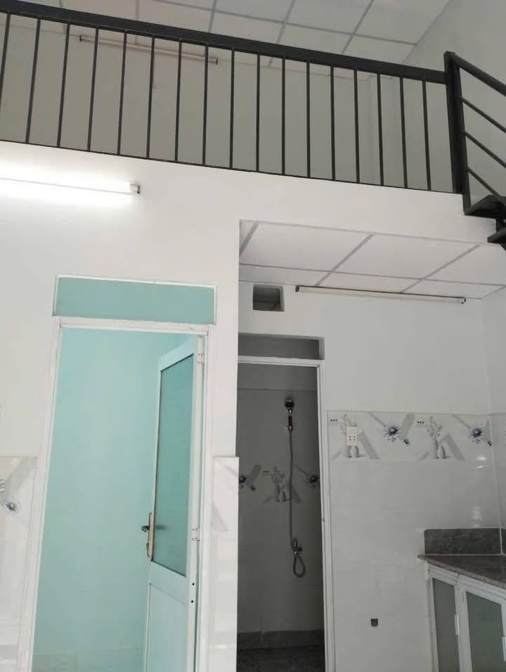 Nhà riêng Hóc Môn 25m² giá 730 triệu - Sổ hồng chính chủ, tiện nghi đầy đủ!