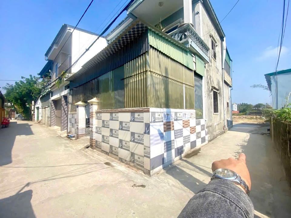 Dãy trọ Phường Hưng Đông 110.2m² giá 3 tỷ - Đầu tư sinh lời ngay!