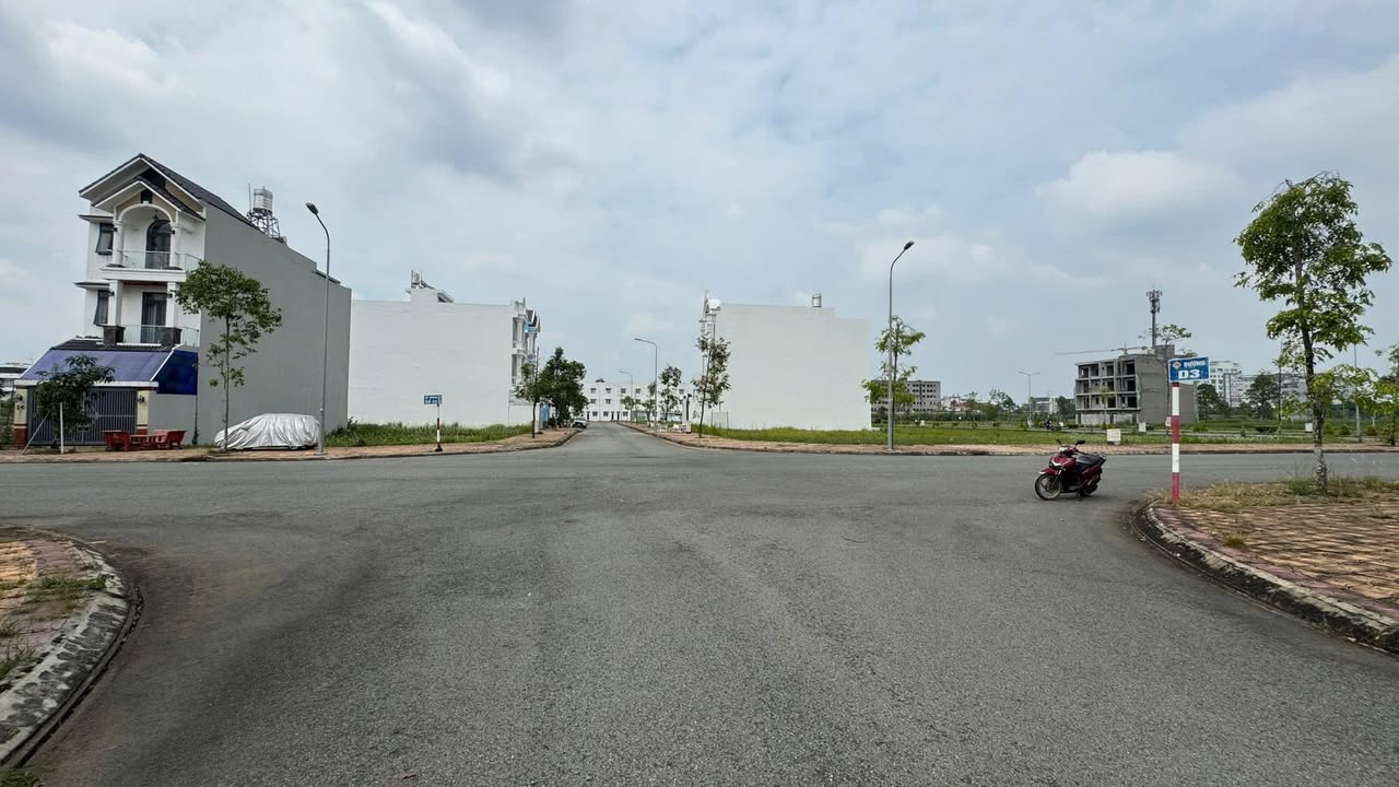 Đất nền góc 2 mặt tiền khu đô thị An Bình 197.5m² giá 15 tỷ - Cơ hội đầu tư tuyệt vời!