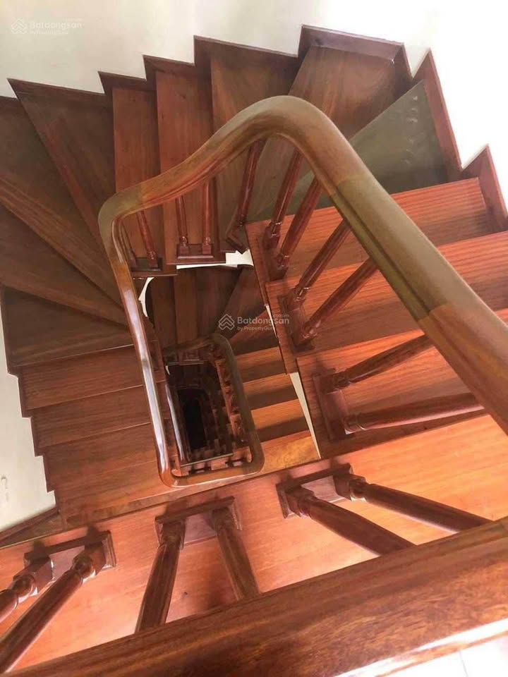 Nhà nguyên căn ngõ Đại Đồng, Khâm Thiên 35m² giá 13.5 triệu - Sẵn sàng vào ở ngay!