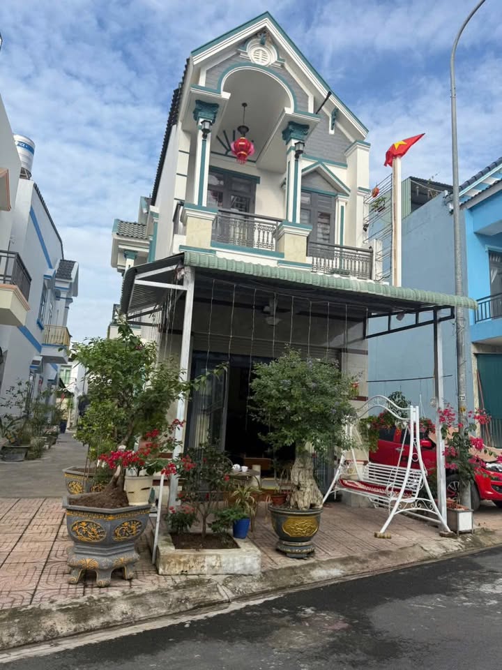 Nhà 2 mặt tiền KDC Thái Bình Dương Tân Uyên 64m² giá 3 tỷ - Cơ hội đầu tư hiếm có!