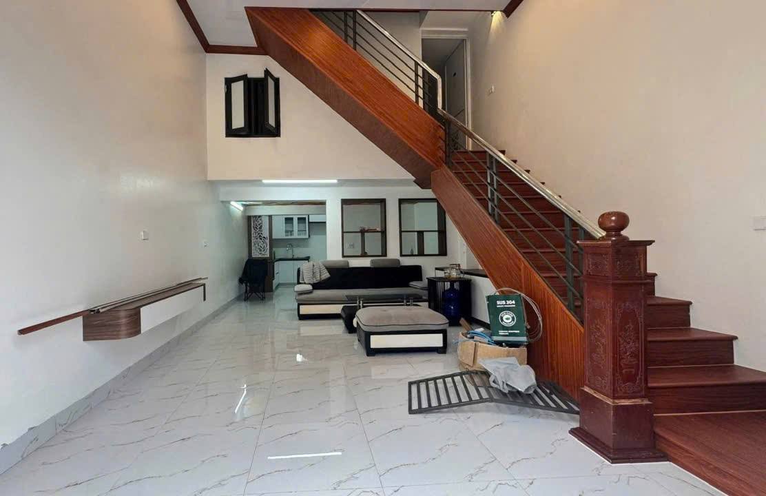 Nhà 2,5 tầng ngõ Nguyễn Hữu An, 52m² giá 3 tỷ - Thiết kế hiện đại, tiện nghi