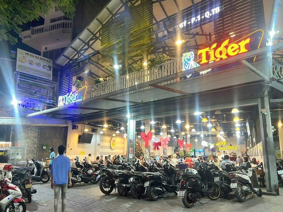 Cho thuê nguyên căn mặt tiền Lê Văn Sỹ, Quận Tân Bình, 510m² - Kinh doanh tự do, giá thỏa thuận!