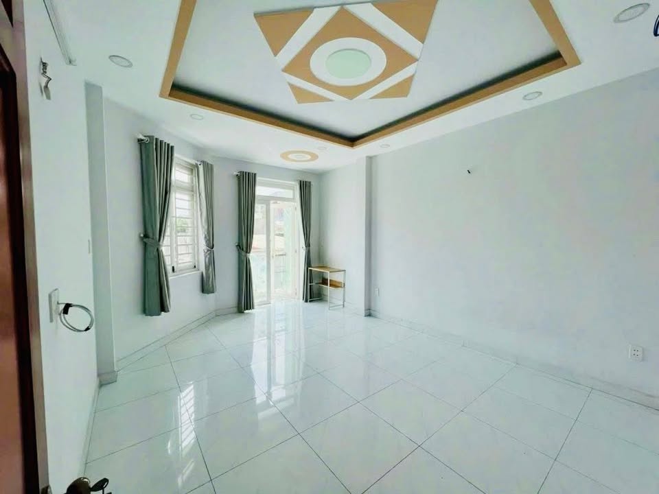 Nhà mặt tiền Mã Lò, Tân Phú 56m² giá 5.9 tỷ - Đầu tư sinh lời với thu nhập ổn định!