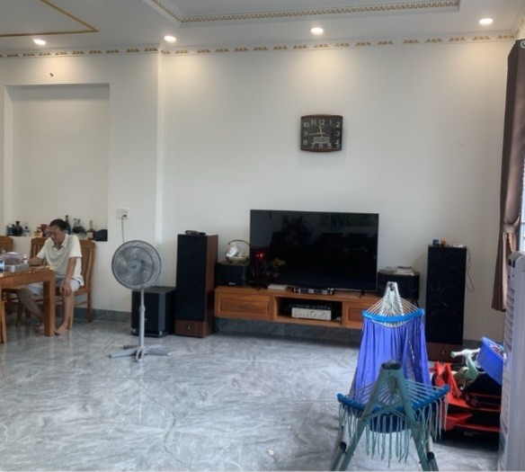 Biệt thự sân vườn mini 252m² tại Tân Đông Hiệp giá 6 tỷ - Phù hợp nghỉ dưỡng và kinh doanh!