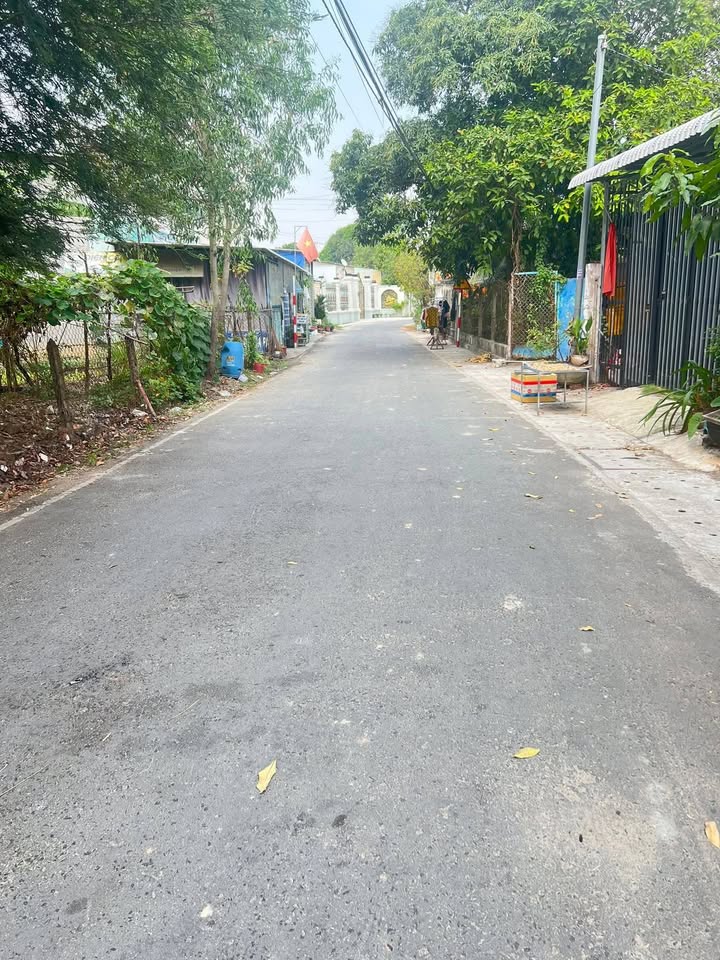 Nhà mặt tiền DX087 Hiệp An 96m² giá 2.5 tỷ - Full nội thất, sẵn sàng ở ngay!