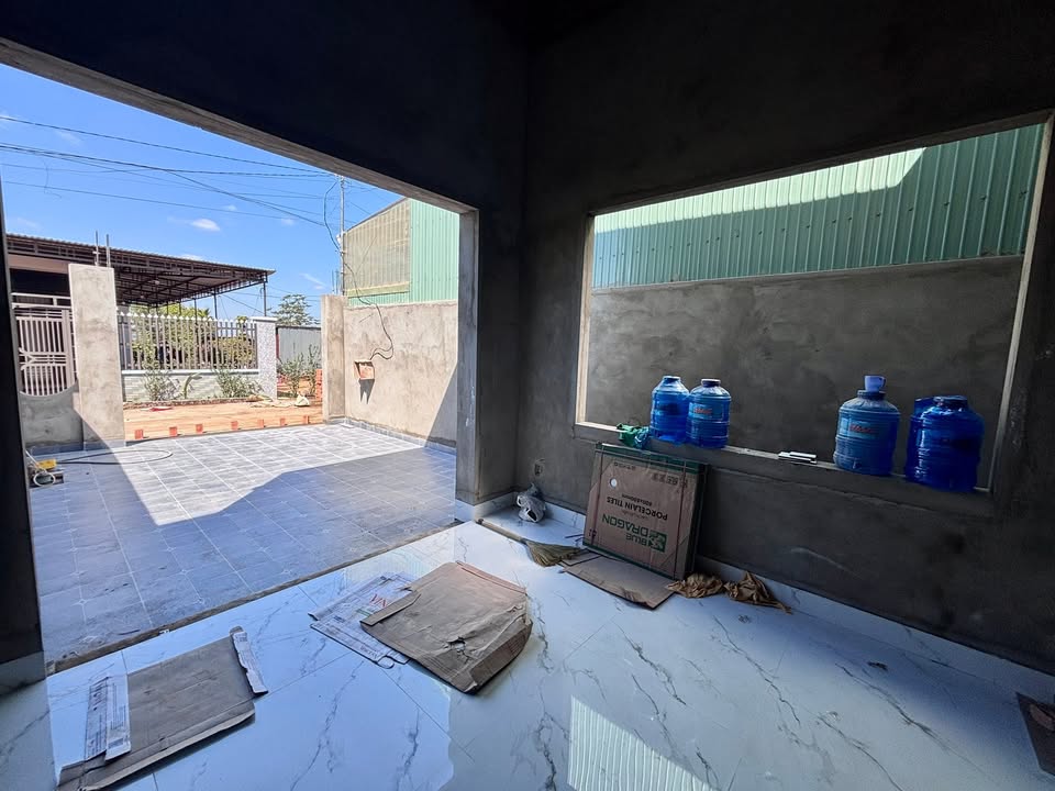 Nhà cấp 4 tại Khu Đồi Thông Pleiku 125m² giá 1.4 tỷ - Thiết kế hiện đại, sân ô tô rộng rãi!