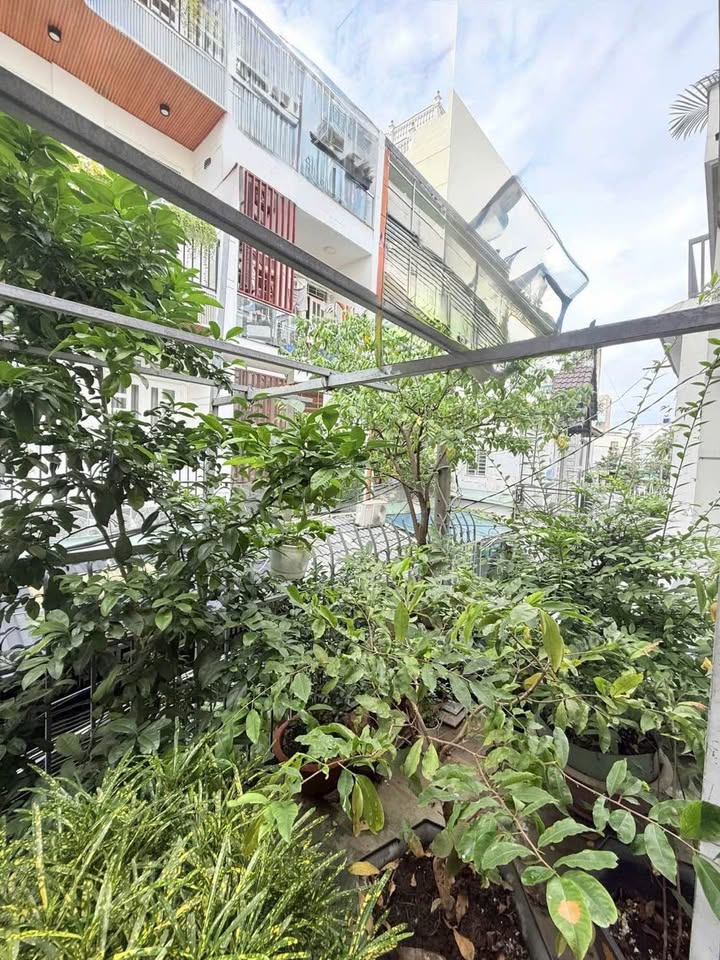 Nhà đẹp hẻm ô tô thông Phường 9 Gò Vấp 64m² giá 6 tỷ - Sẵn sàng công chứng ngay!