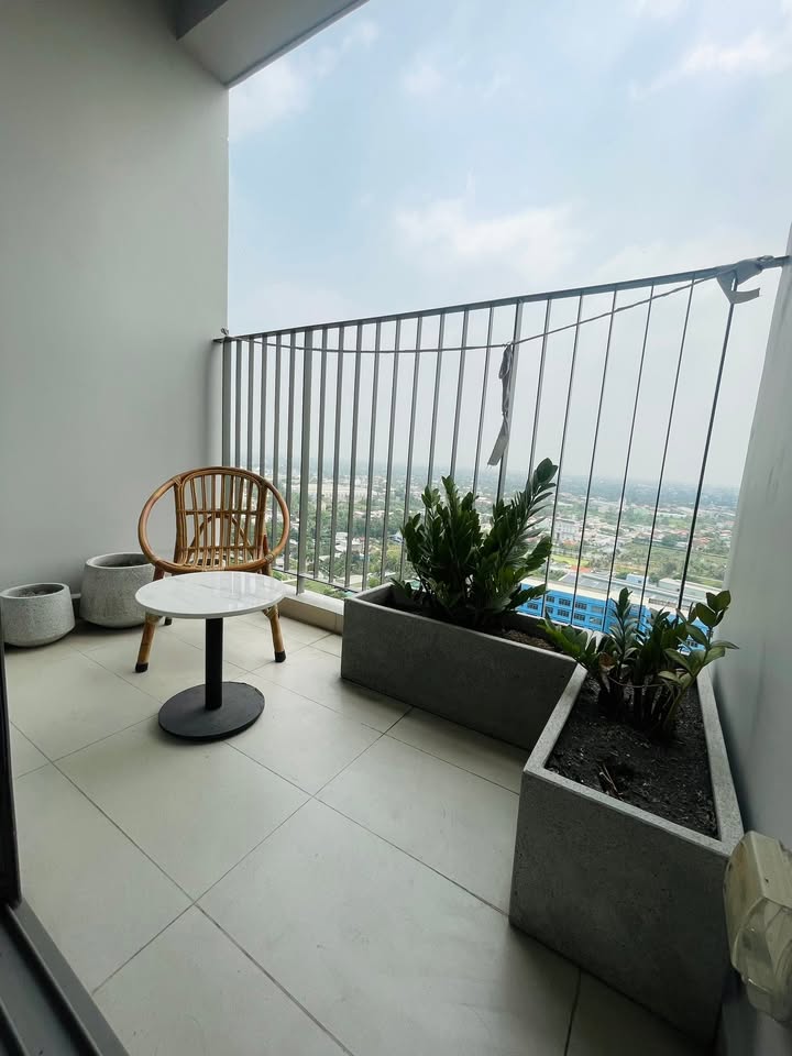 Căn hộ Westgate Tân Túc 69m² giá 3.39 tỷ - Đầy đủ nội thất, sẵn sàng vào ở!