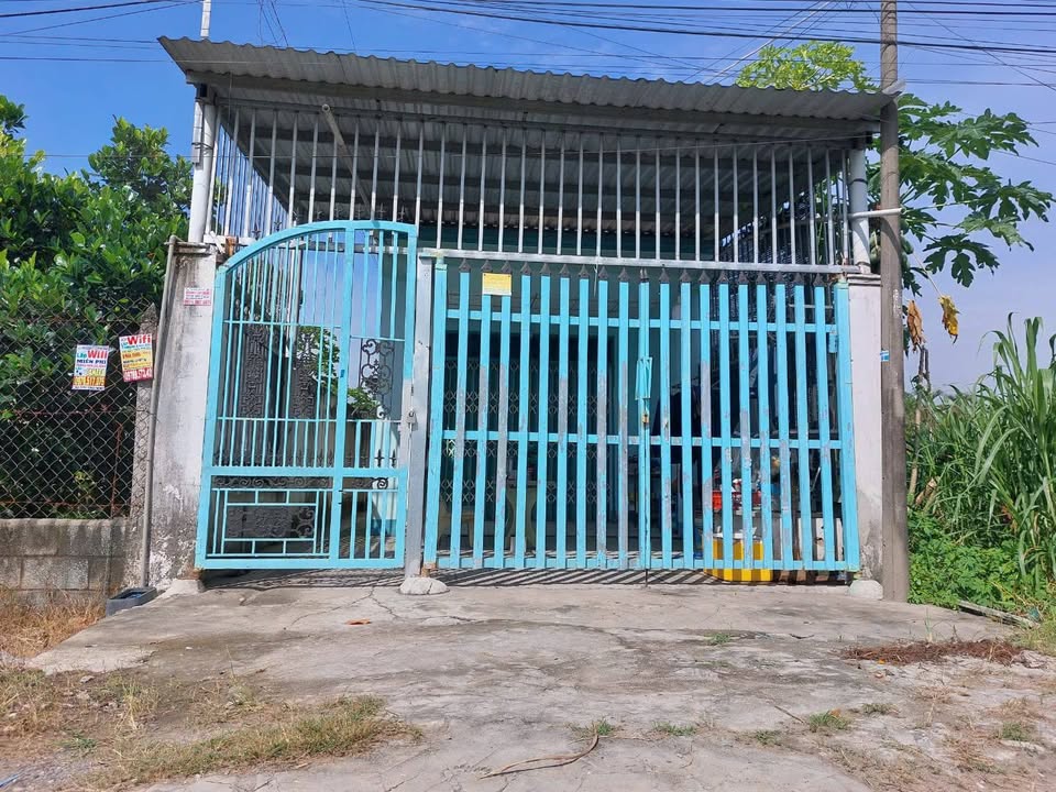 Nhà Cấp 4 Xã Phú Hòa Đông, Củ Chi 140m² giá 2.8 tỷ - Đang cho thuê 4.5 triệu/tháng!