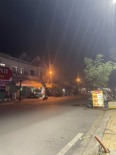 Nhà mặt tiền Nguyễn Cửu Phú, Quận Bình Tân, 208m² giá 20 tỷ - Đầu tư sinh lời ngay!