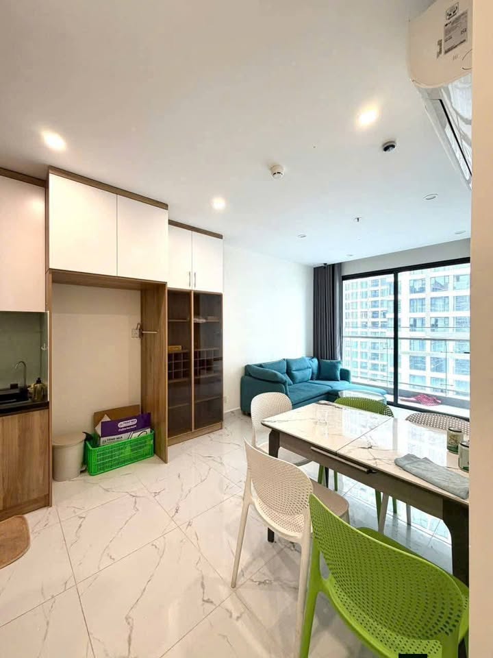 Căn hộ Vinhomes Grand Park Thủ Đức 2PN giá 8 triệu - Full nội thất sang trọng!