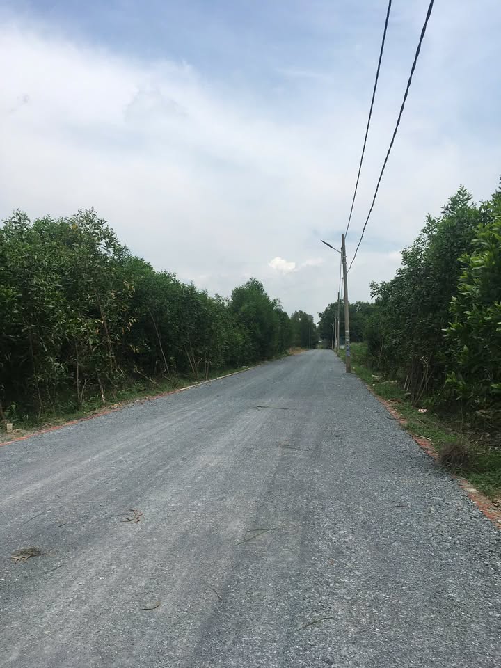 Đất nền xã Vĩnh Thanh, Nhơn Trạch 1041m² giá 2.5 tỷ - Đường xe hơi, dân cư đông đúc!