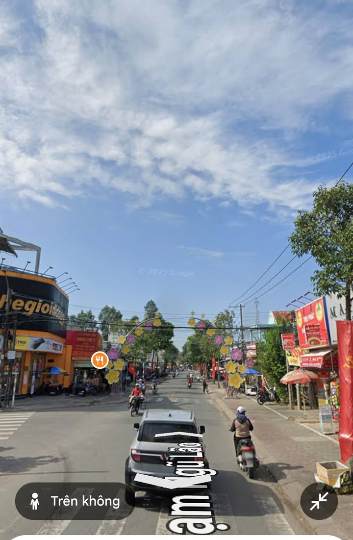 Nhà 1 trệt 2 lầu mặt tiền Phạm Ngũ Lão, Trà Vinh 108m² - Nhà mới đẹp, sẵn sàng vào ở!